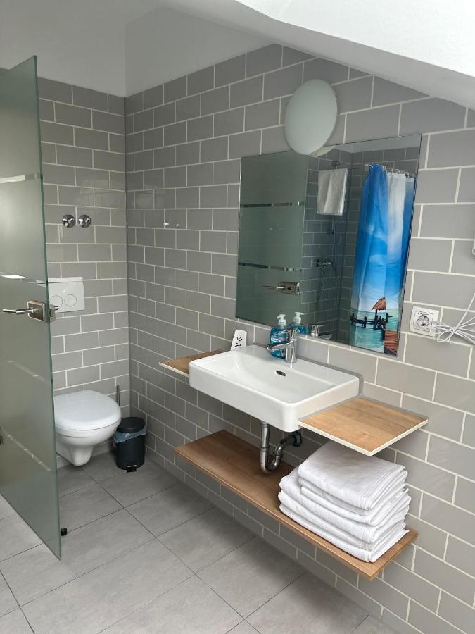 Hotel Fly ' In Offenbach am Main Ngoại thất bức ảnh