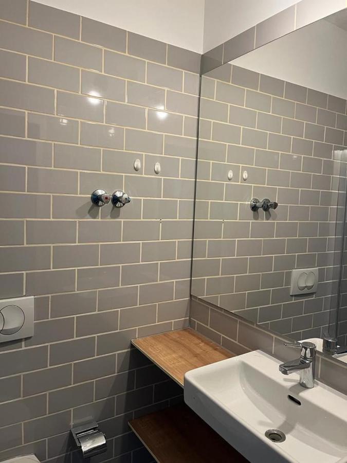 Hotel Fly ' In Offenbach am Main Ngoại thất bức ảnh
