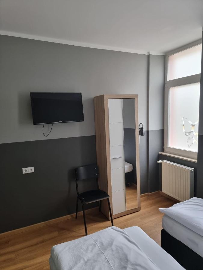 Hotel Fly ' In Offenbach am Main Ngoại thất bức ảnh