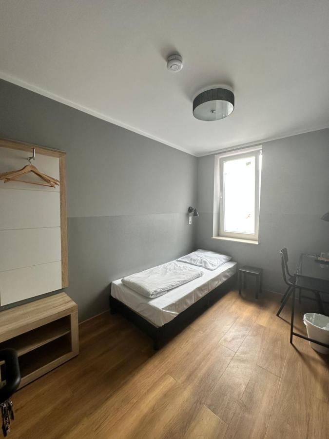 Hotel Fly ' In Offenbach am Main Ngoại thất bức ảnh